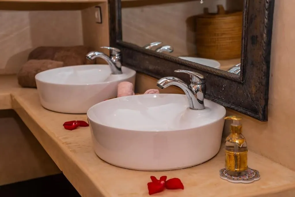 Riad 3 Chambres - Petit Dejeuner Gratuit - Top Position Marrakesh Holiday home